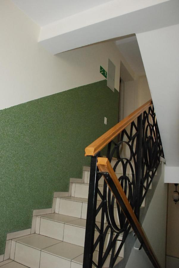 ראדזני פודלאסקי Hotelik Manhatan מראה חיצוני תמונה